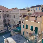 아파트 La Casa Di Nonna Linda By World